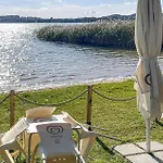 1 Bedroom Front In *